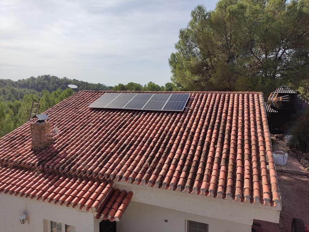Instalación de placas solares en Elda